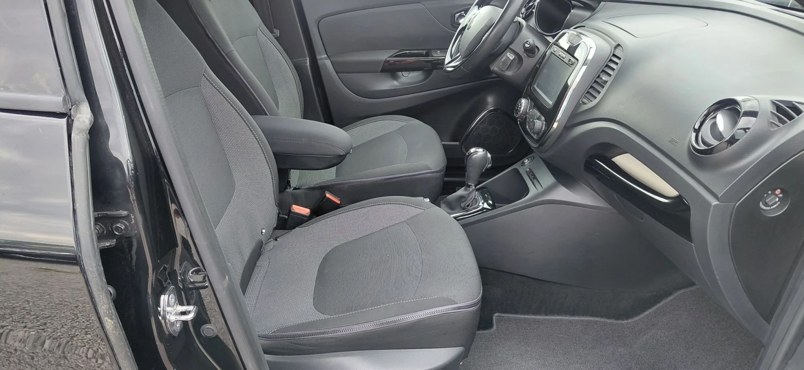 Renault Captur AUTOMAT, 1.5DCI, NAVI, лизинг, снимка 12 - Автомобили и джипове - 56041997