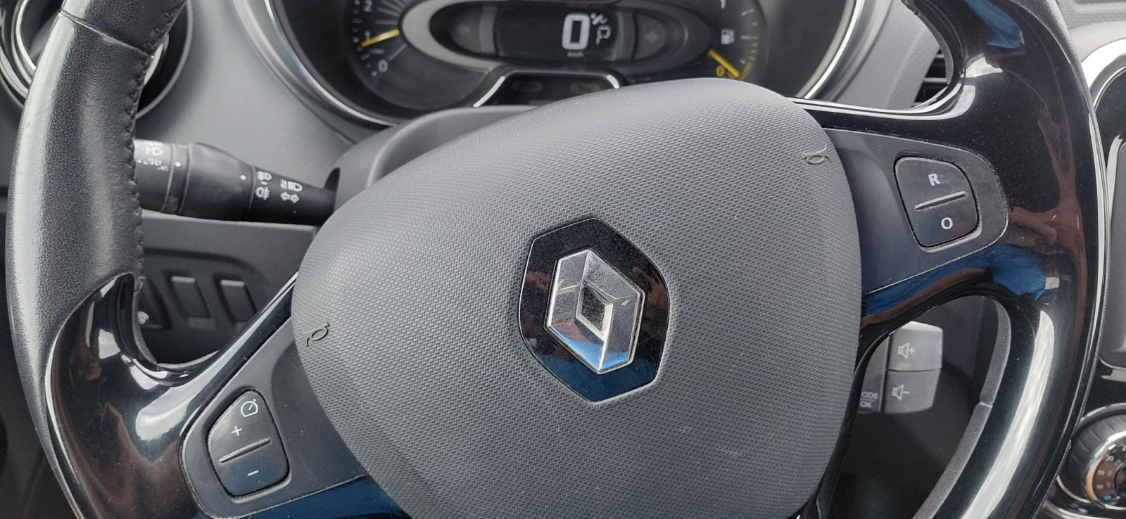 Renault Captur AUTOMAT, 1.5DCI, NAVI, лизинг, снимка 10 - Автомобили и джипове - 56041997