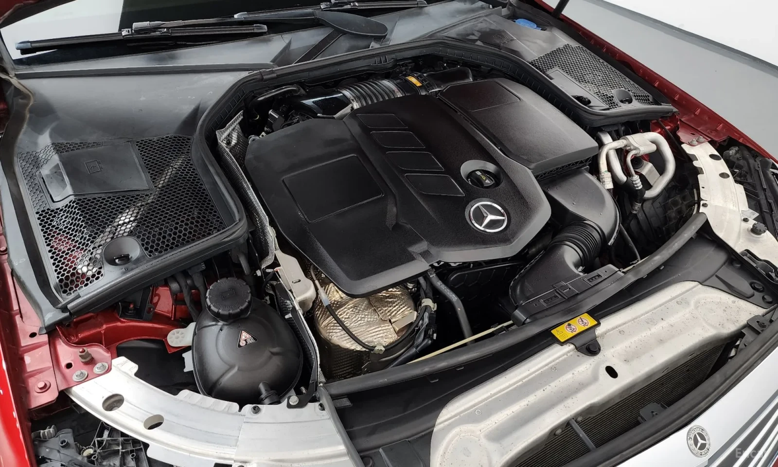 Mercedes-Benz E 220 4MATIC\Realni kilometri\TOP CENA, снимка 6 - Автомобили и джипове - 56185662