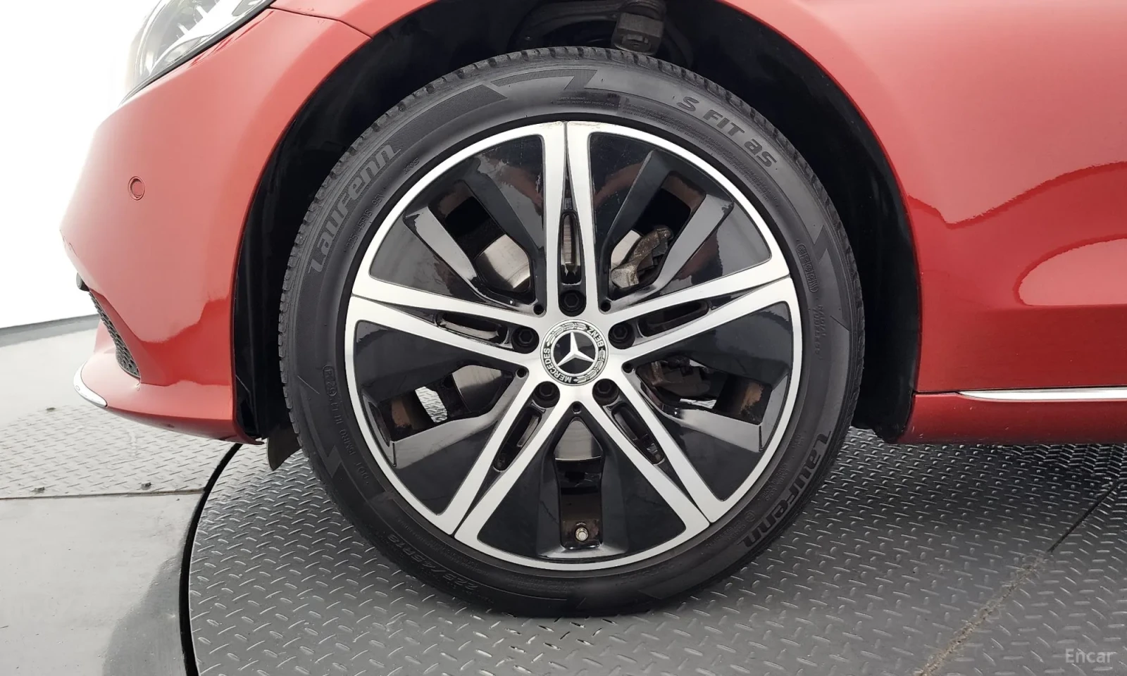 Mercedes-Benz E 220 4MATIC\Realni kilometri\TOP CENA, снимка 5 - Автомобили и джипове - 56185662