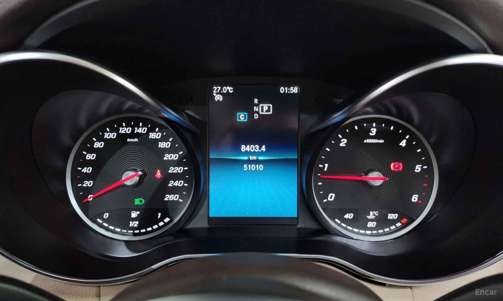 Mercedes-Benz E 220 4MATIC\Realni kilometri\TOP CENA, снимка 8 - Автомобили и джипове - 56185662