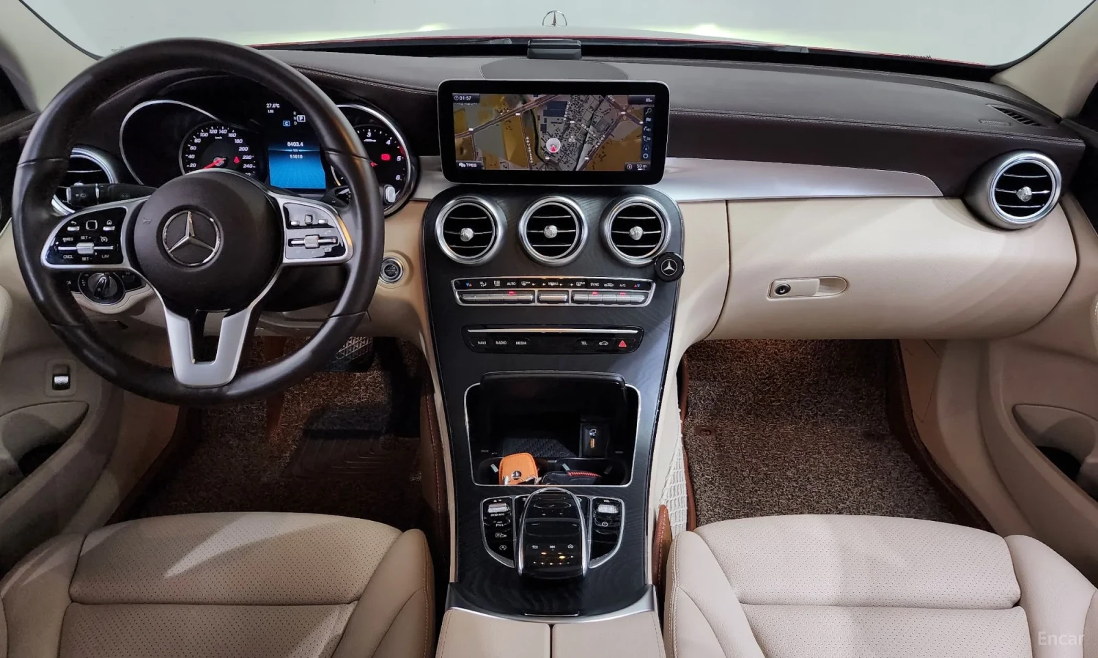 Mercedes-Benz E 220 4MATIC\Realni kilometri\TOP CENA, снимка 7 - Автомобили и джипове - 56185662