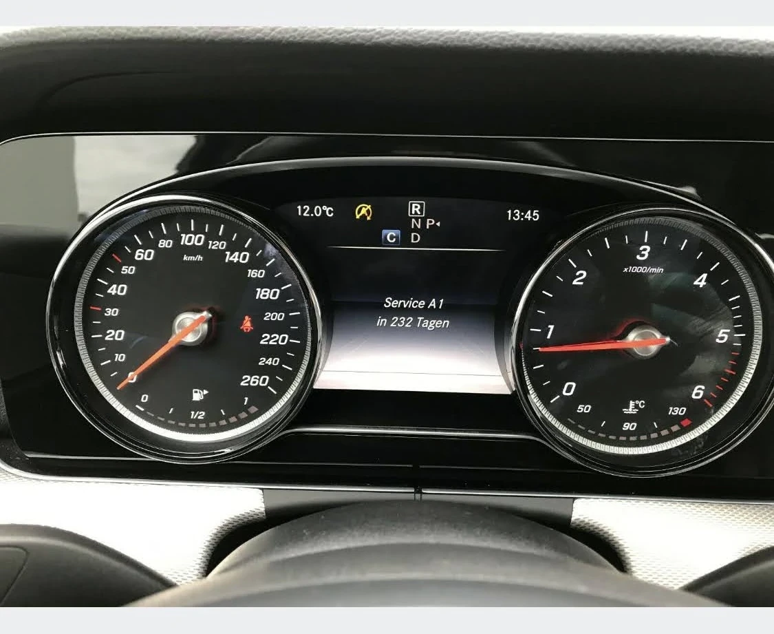 Mercedes-Benz E 220, снимка 11 - Автомобили и джипове - 56248133