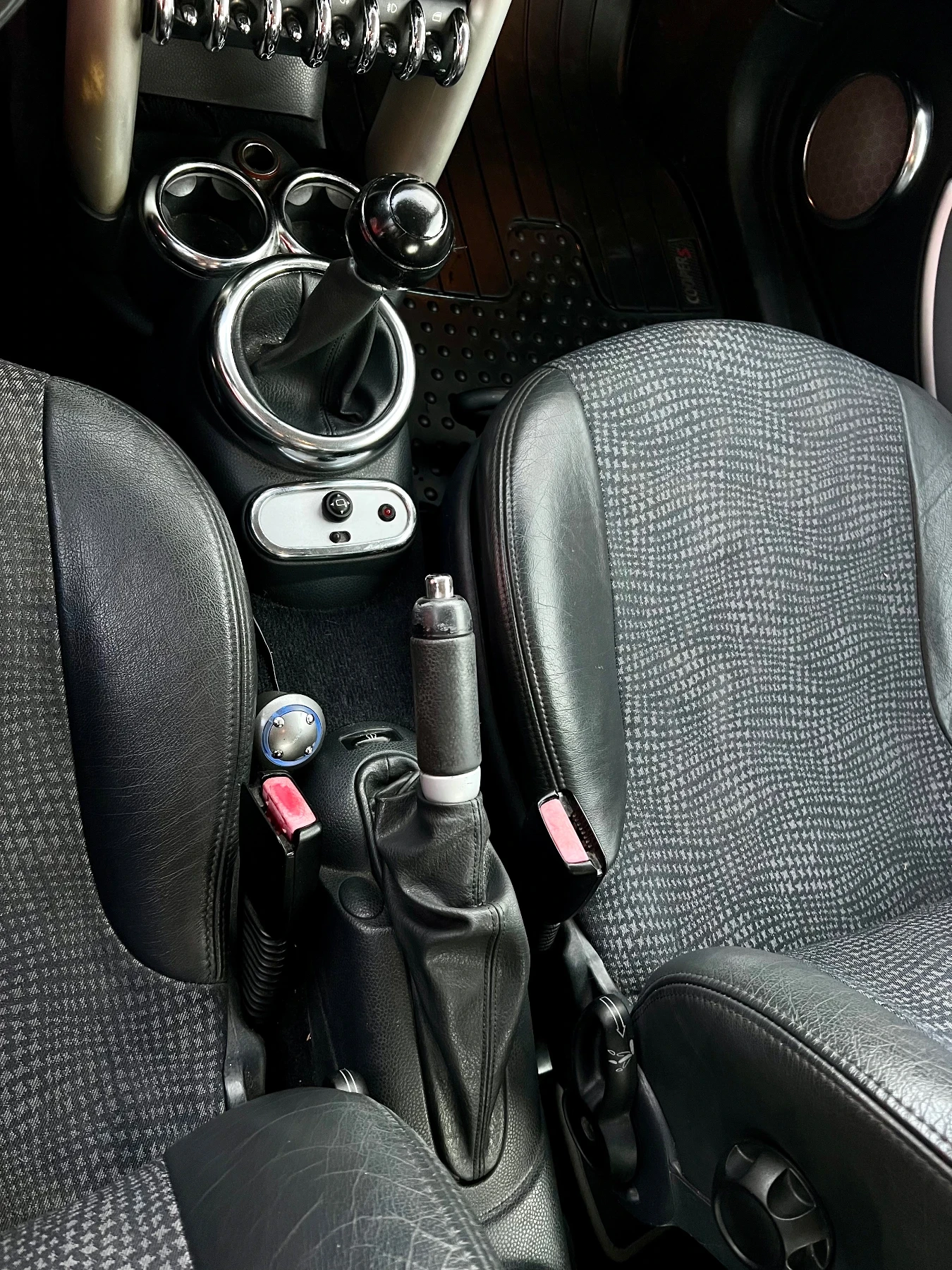 Mini Cooper 1.6 , снимка 12 - Автомобили и джипове - 56433330