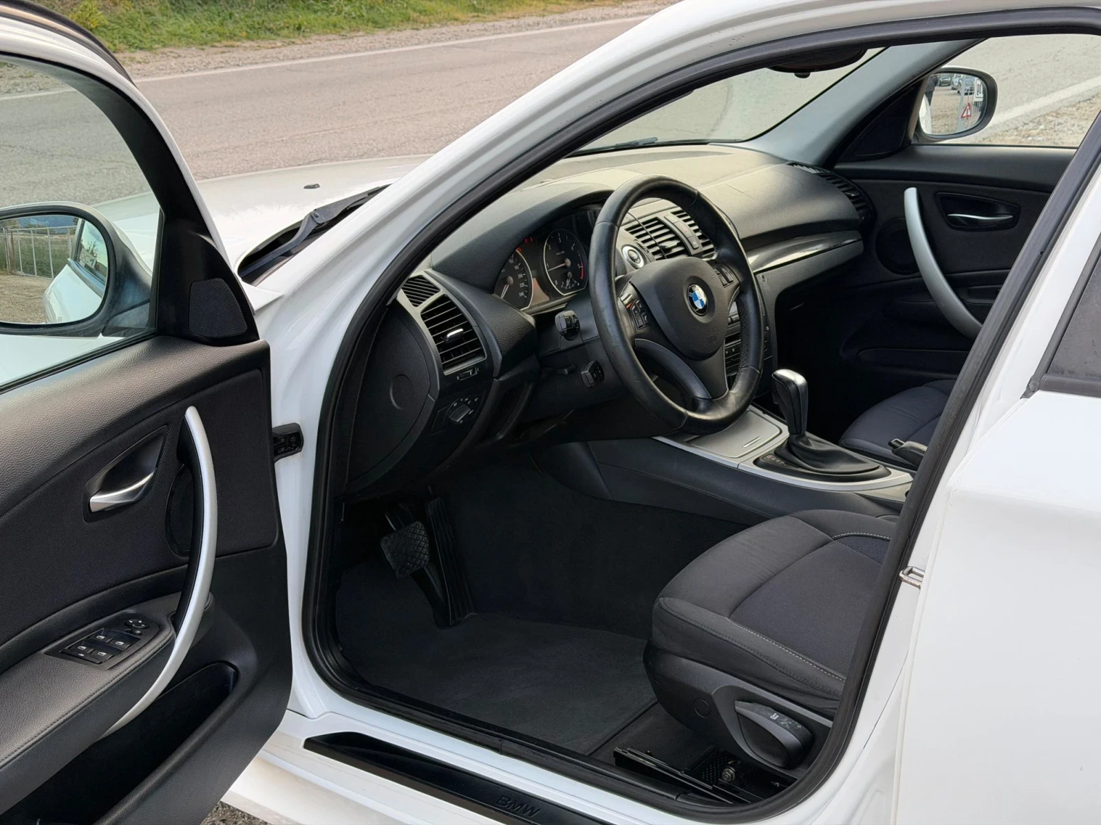 BMW 120 2.0D 143k.s AVTOMAT | Mobile.bg � ����������� 9