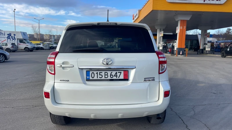 Toyota Rav4 2.2D4D NAVI-КАМЕРА, снимка 6 - Автомобили и джипове - 48832775