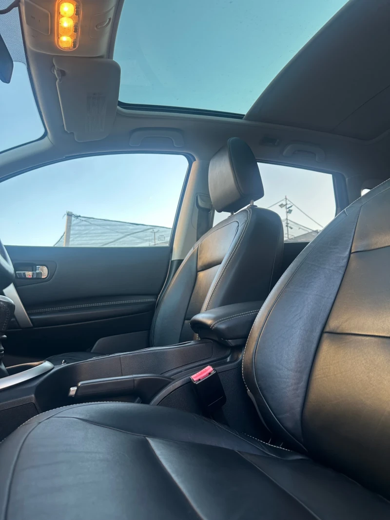 Nissan Qashqai ЩВЕЙЦАРИЯ, снимка 13 - Автомобили и джипове - 51515782