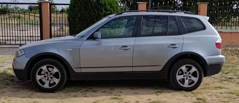 BMW X3, снимка 3 - Автомобили и джипове - 52744124