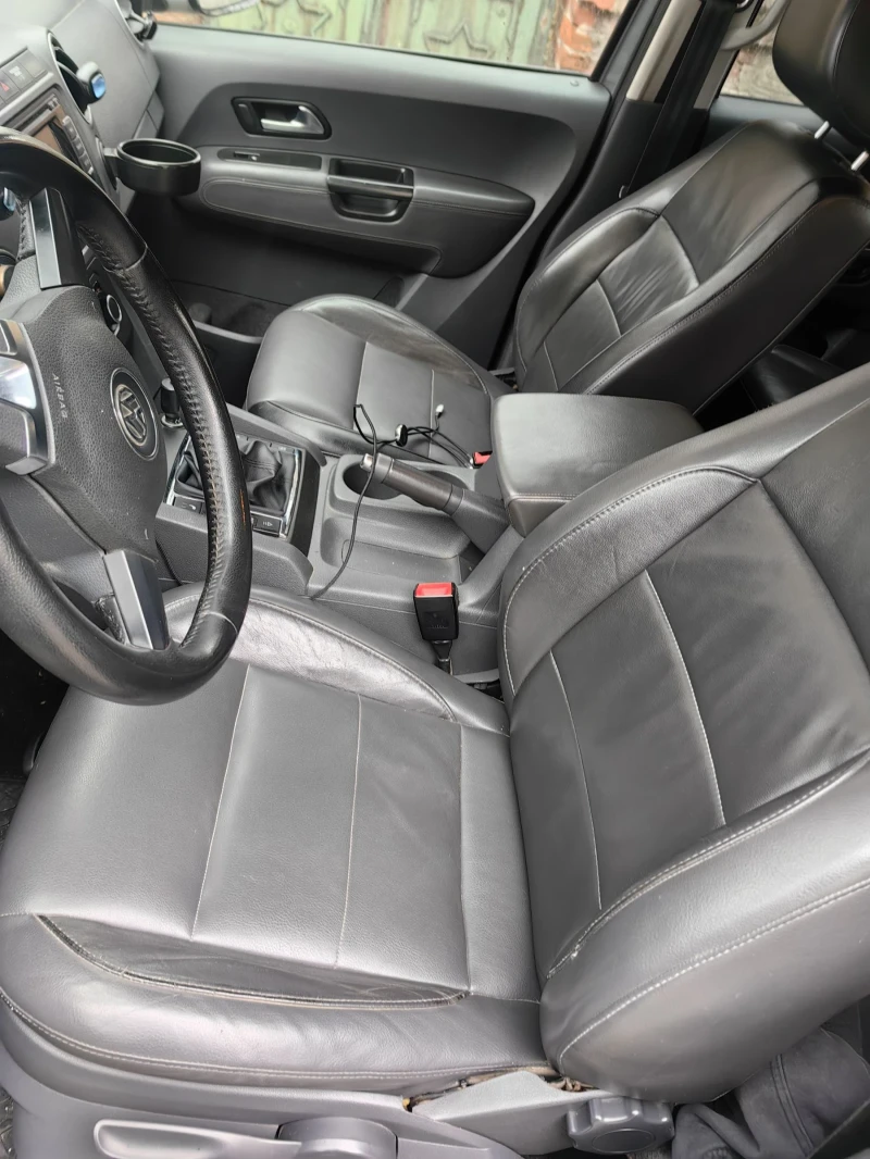 VW Amarok 2, 0BiTDI Кожа Ръчни, снимка 3 - Автомобили и джипове - 53293850