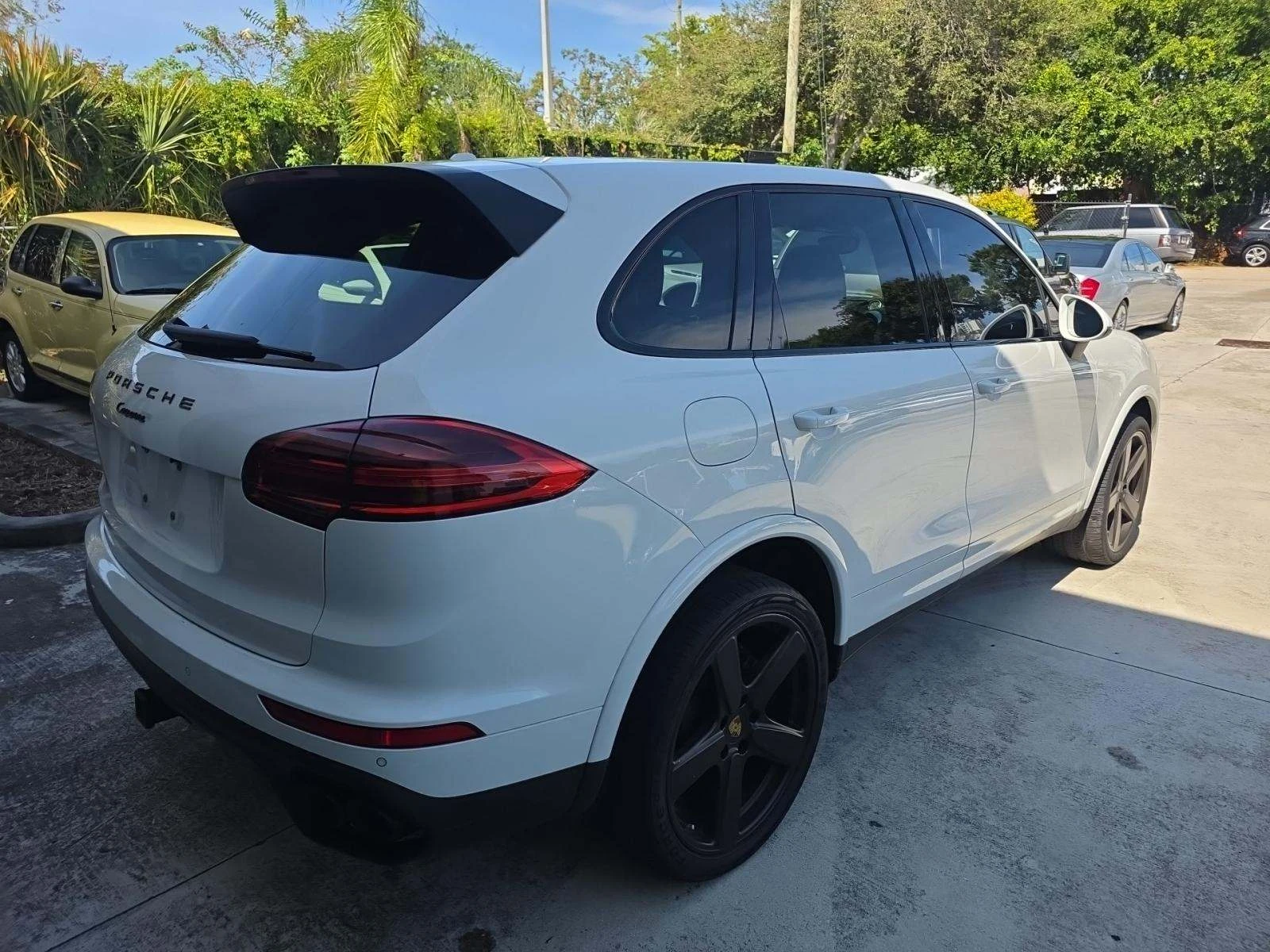 Porsche Cayenne PLATINUM EDITION* BOSE* LANE ASSIST* ЦЕНА ДО БГ - изображение 4