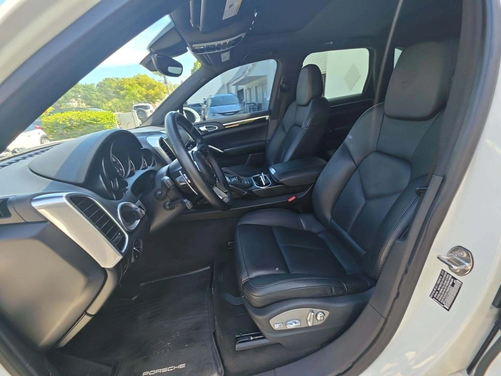 Porsche Cayenne PLATINUM EDITION* BOSE* LANE ASSIST* ЦЕНА ДО БГ - изображение 7