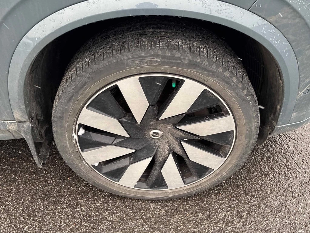 Volvo Xc90 * Plus Bright Theme * CARFAX *    | Mobile.bg   7