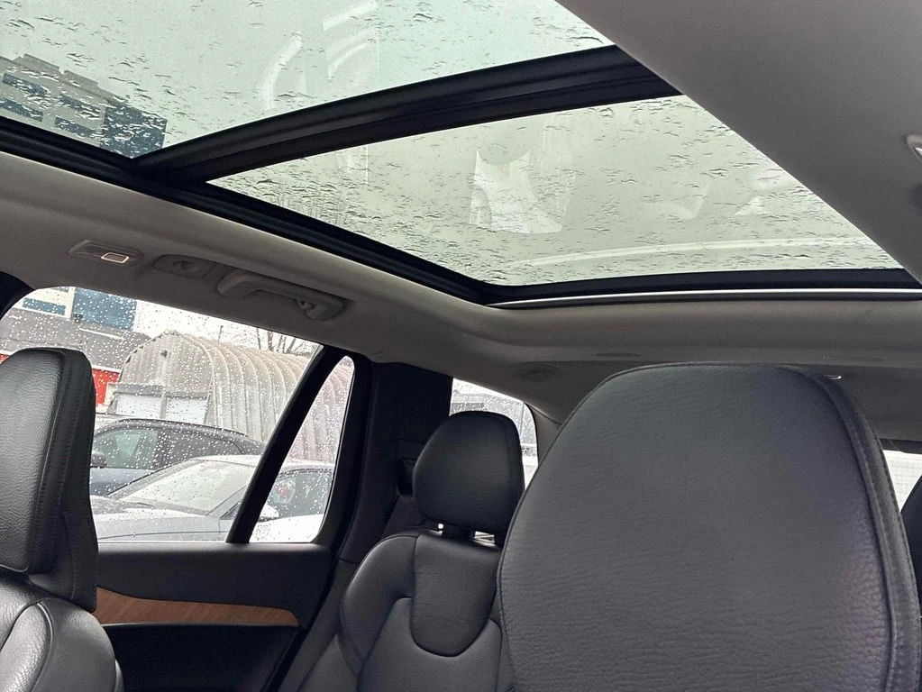 Volvo Xc90 * Plus Bright Theme * CARFAX *    | Mobile.bg   15