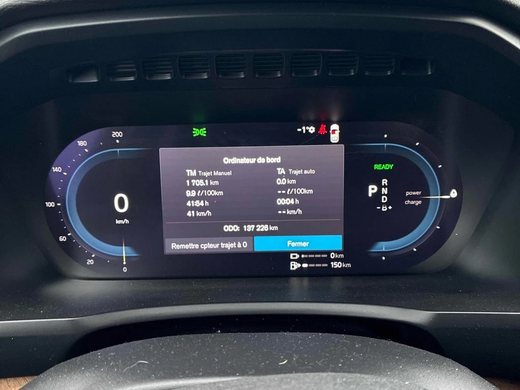 Volvo Xc90 * Plus Bright Theme * CARFAX *    | Mobile.bg   8