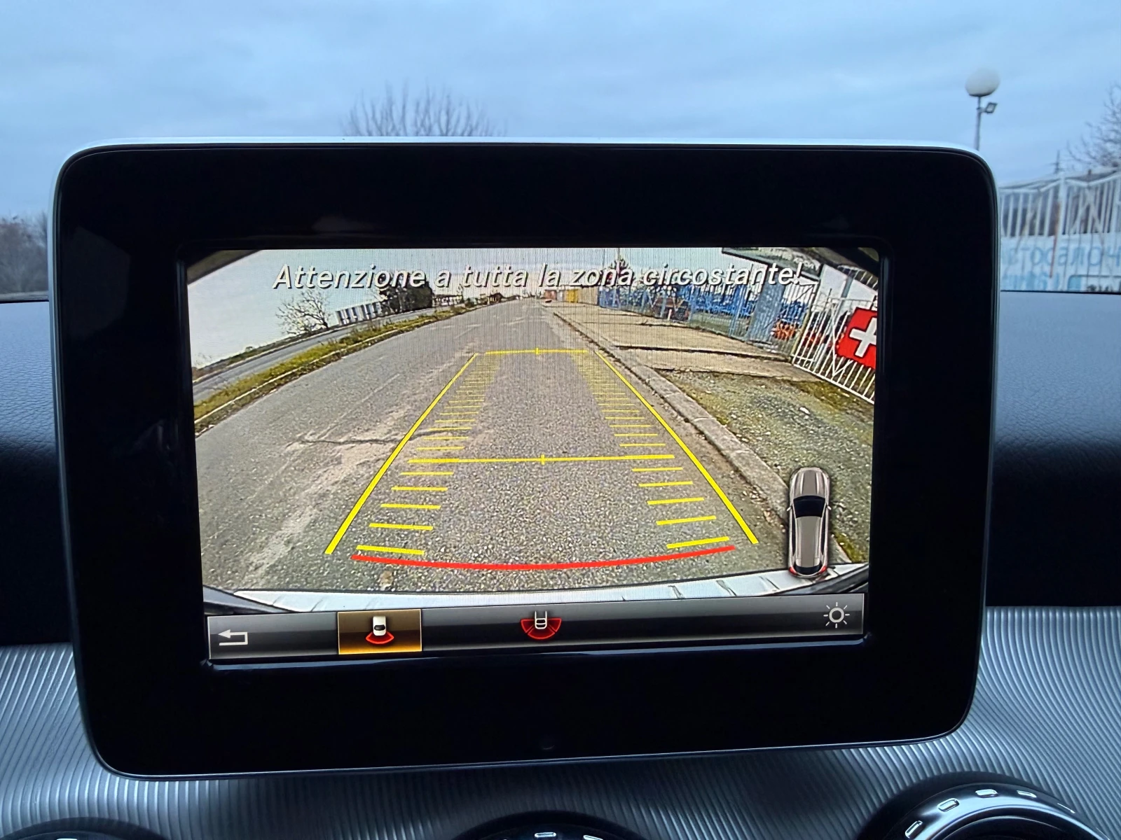 Mercedes-Benz GLA 200 4 MATIC NAVI ШВЕЙЦАРИЯ - изображение 8