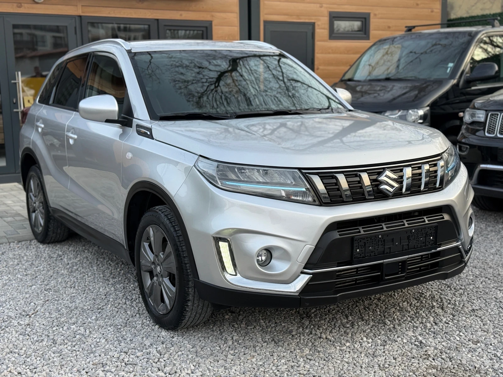 Suzuki Vitara 1.4i/M-Hybrid/4x4/������/107 000 �� | Mobile.bg � ����������� 3