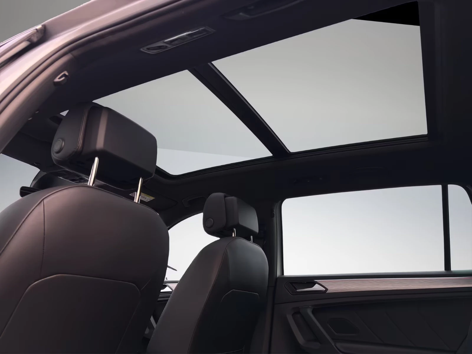 Seat Tarraco 1.4PHEV/245HP/XPERIENCE/PANO/360/MEMO/AHK/875g, снимка 14 - Автомобили и джипове - 53709390