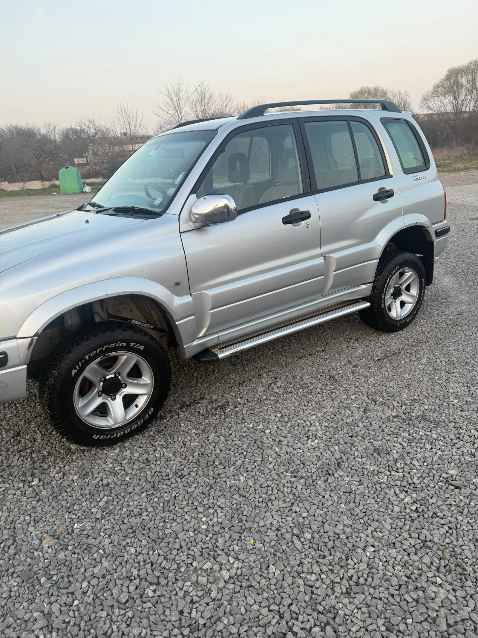 Suzuki Grand vitara, снимка 3 - Автомобили и джипове - 53909529