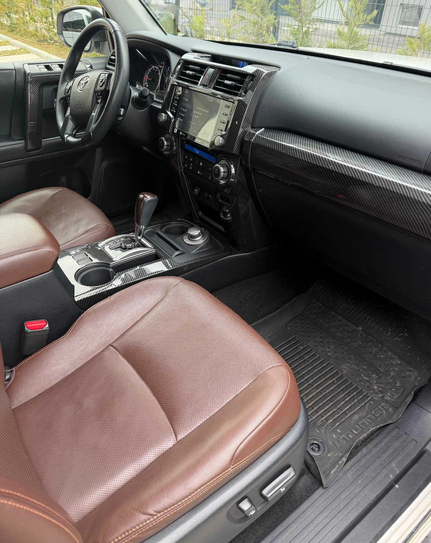 Toyota 4runner Limited, снимка 13 - Автомобили и джипове - 54209591