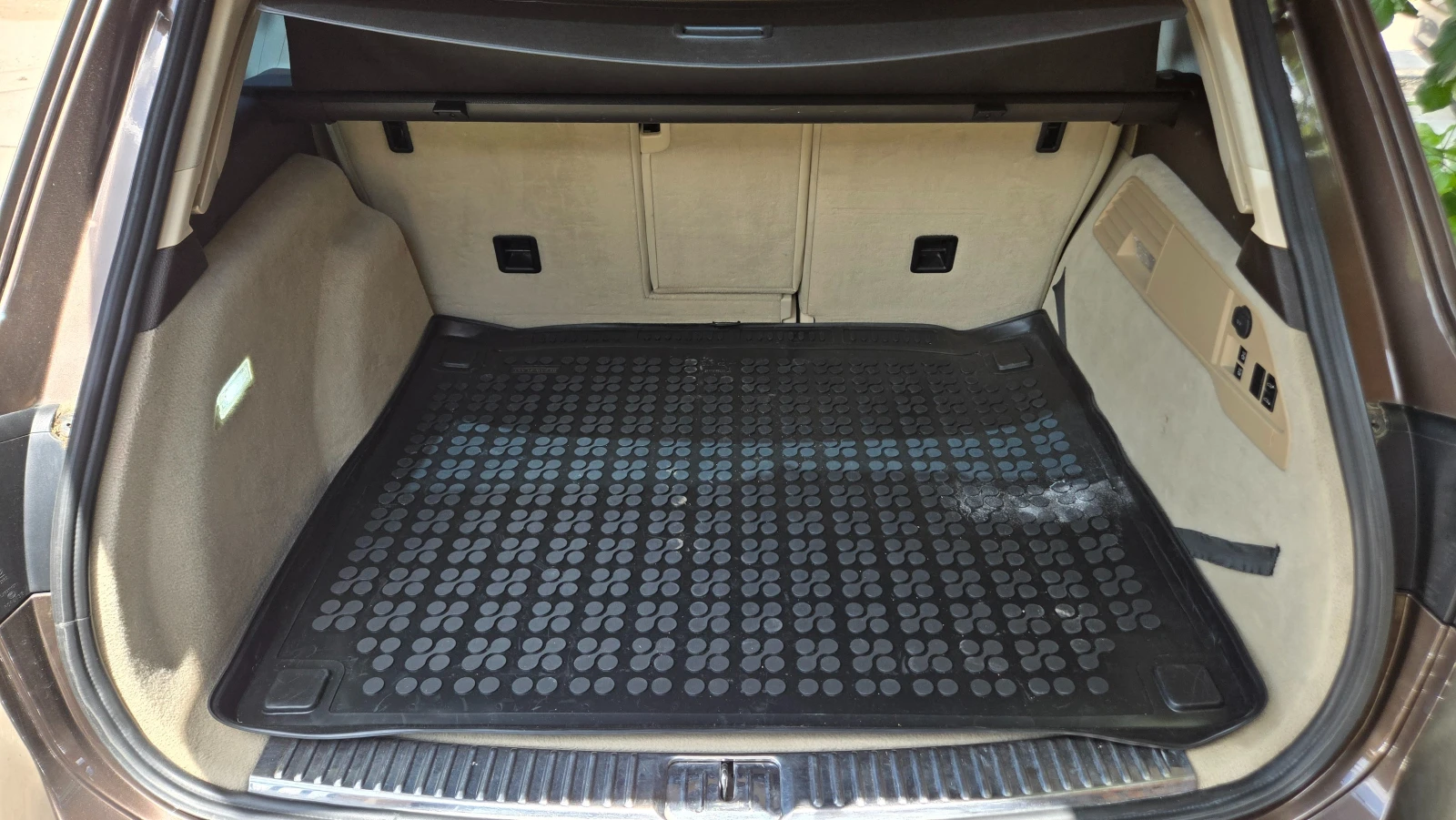VW Touareg 3.0, снимка 14 - Автомобили и джипове - 54809434