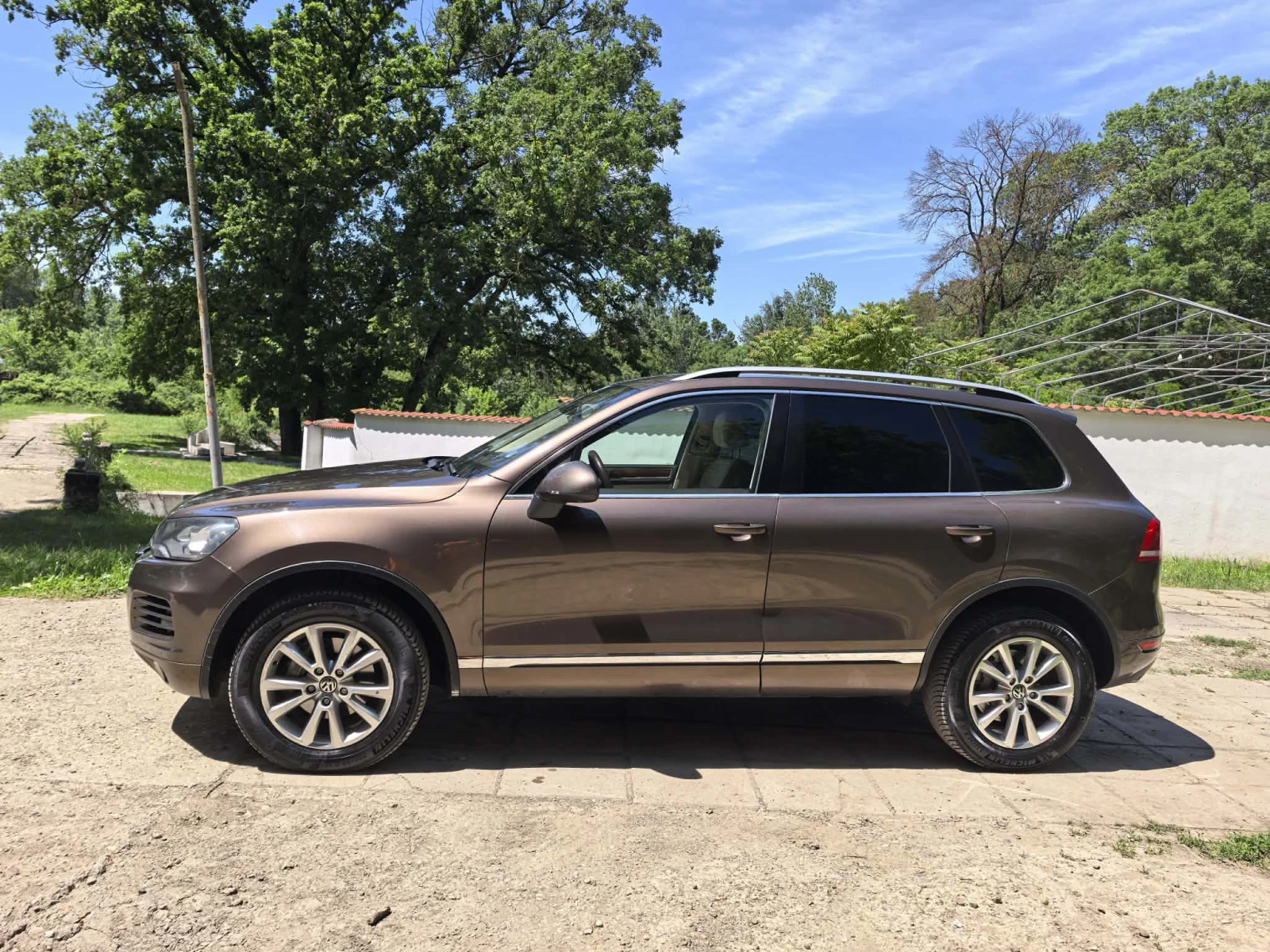 VW Touareg 3.0, снимка 2 - Автомобили и джипове - 54809434