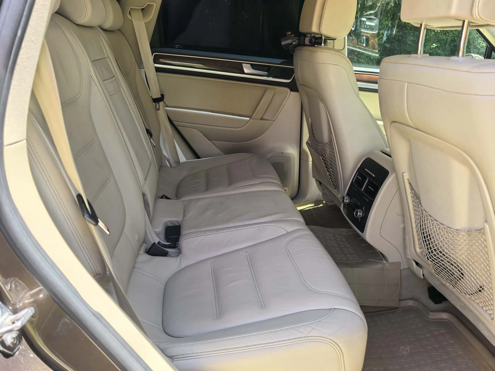 VW Touareg 3.0, снимка 7 - Автомобили и джипове - 54809434