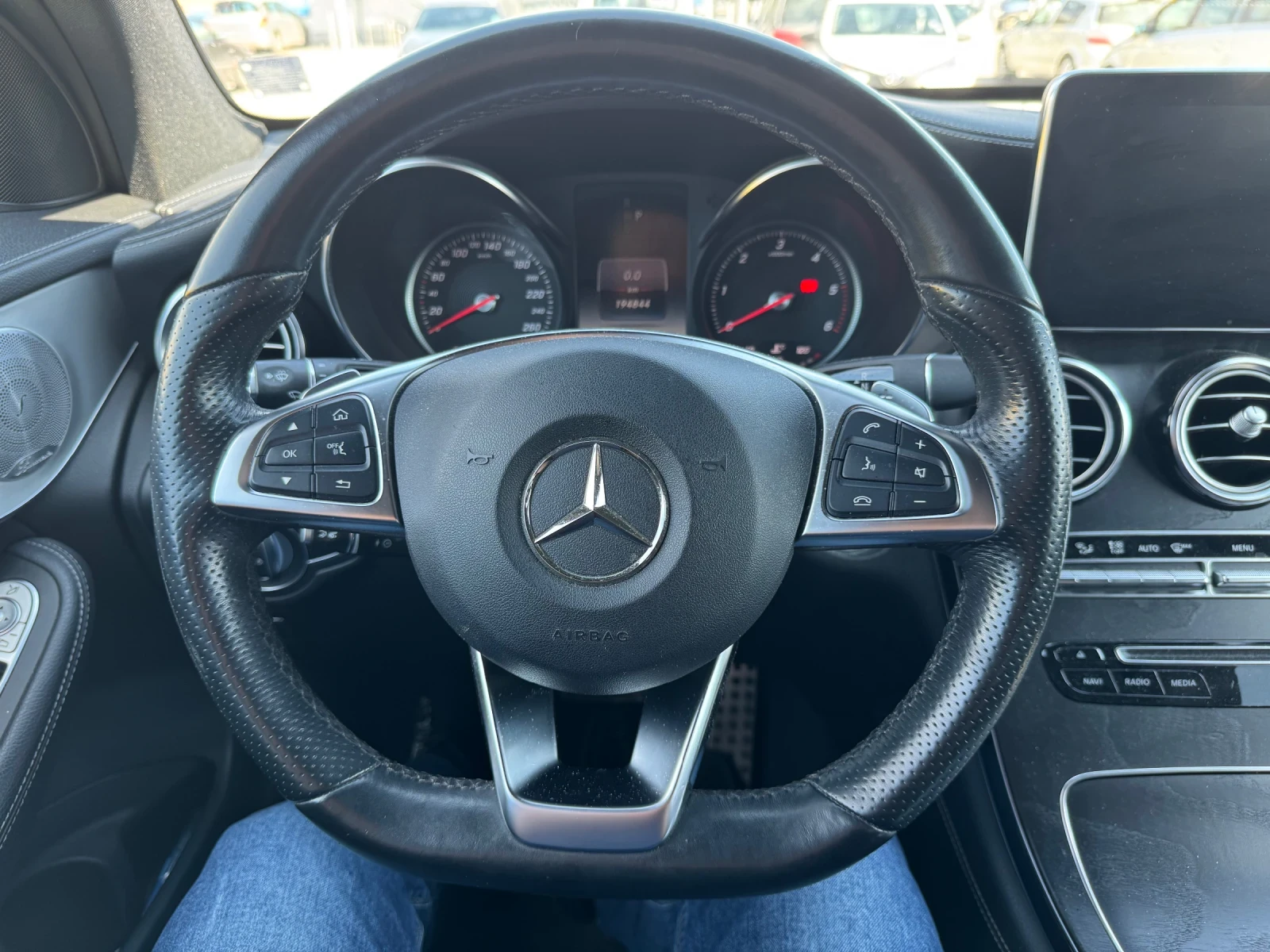 Mercedes-Benz GLC 220, снимка 8 - Автомобили и джипове - 55710726