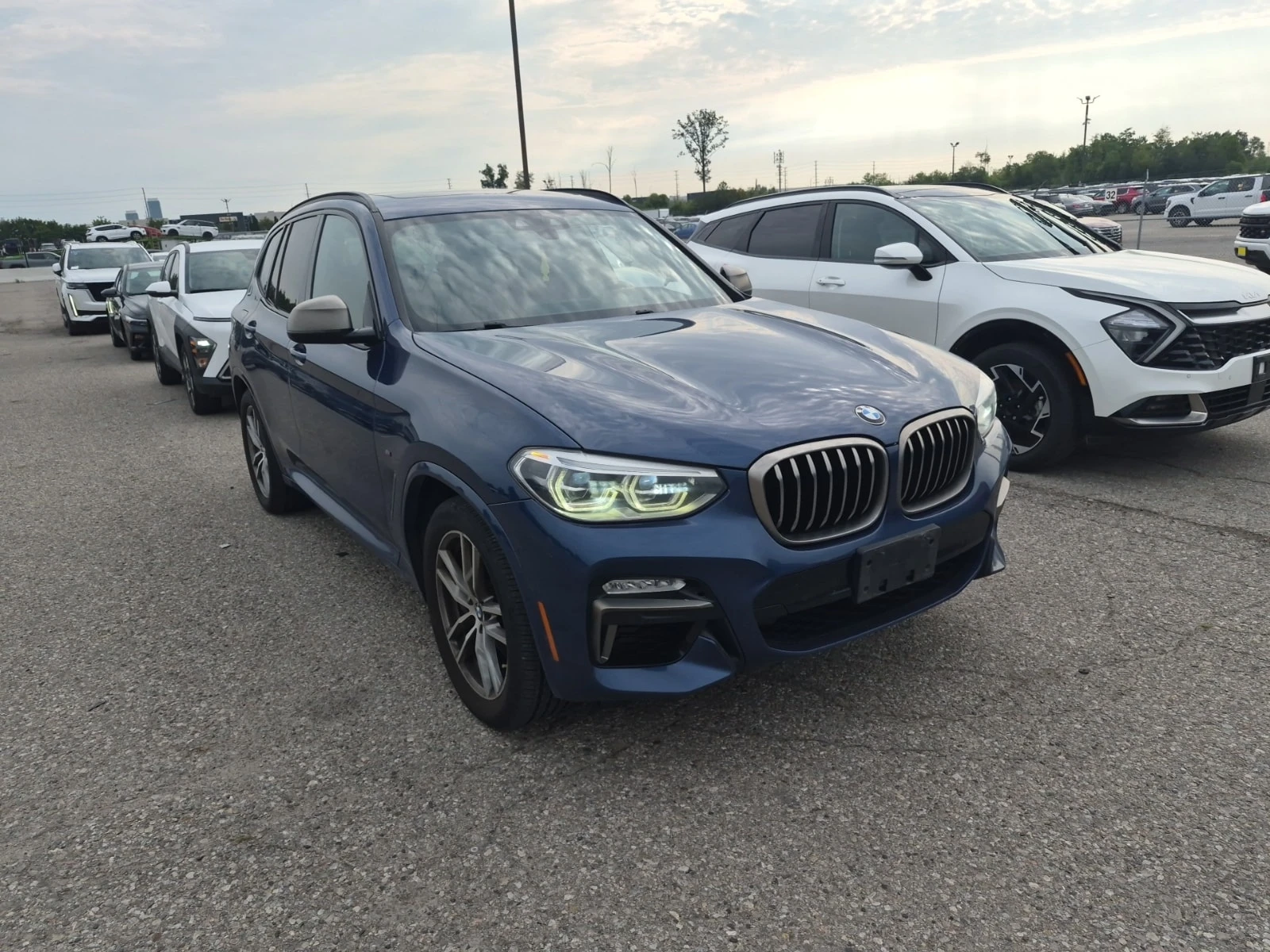 BMW X3 * M40I * CARFAX * ОПЦИЯ ЗА ФИНАНСИРАНЕ , снимка 2 - Автомобили и джипове - 55930052