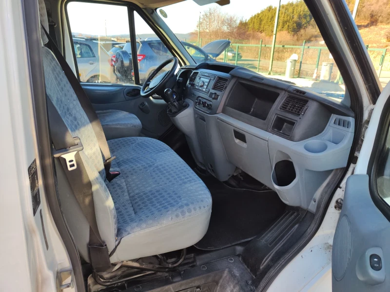 Ford Transit 2.2D 110 k.s. klima, снимка 8 - Бусове и автобуси - 48390347