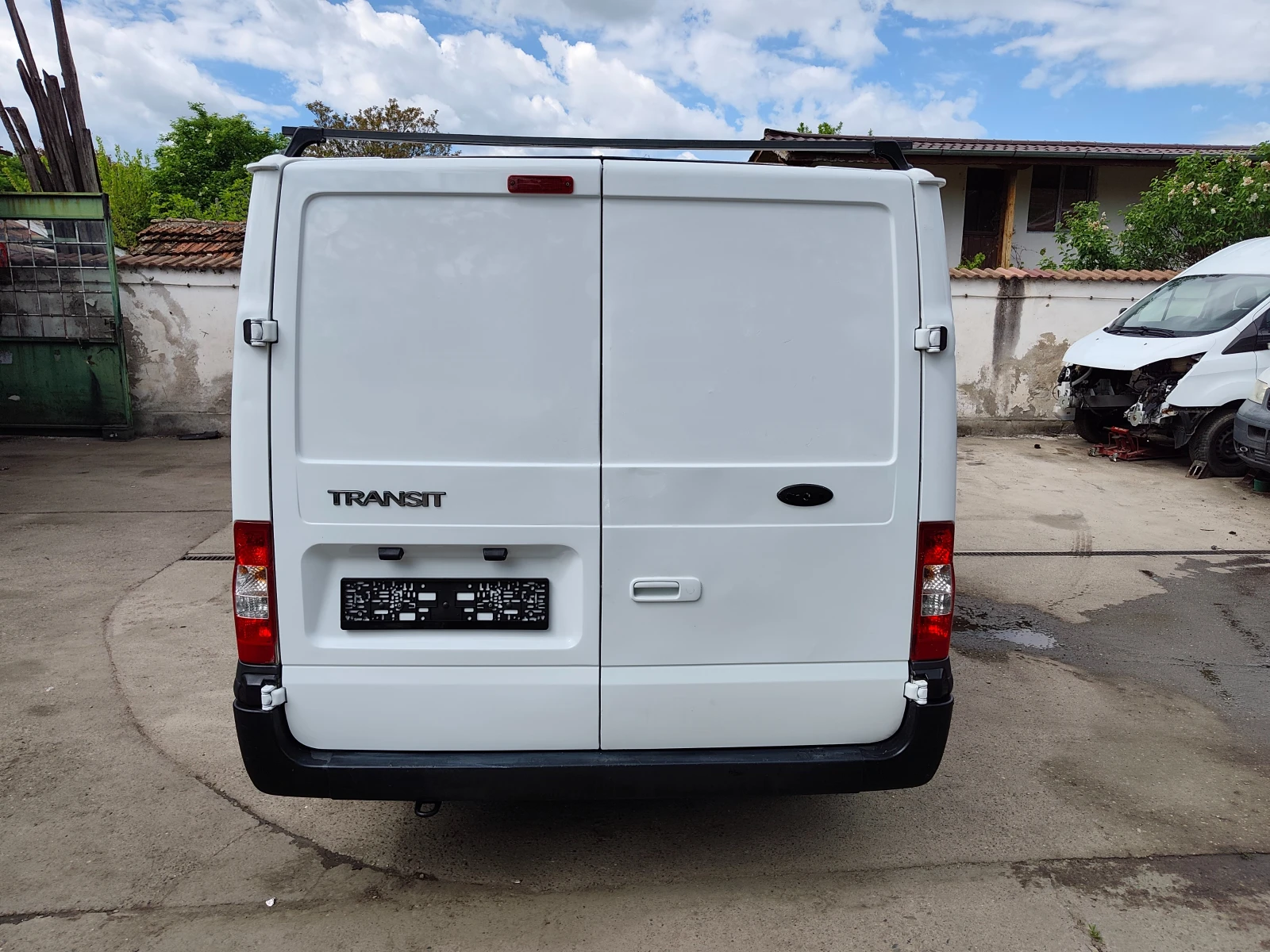 Ford Transit 2.2 TDCI КЛИМА, снимка 8 - Бусове и автобуси - 54436952