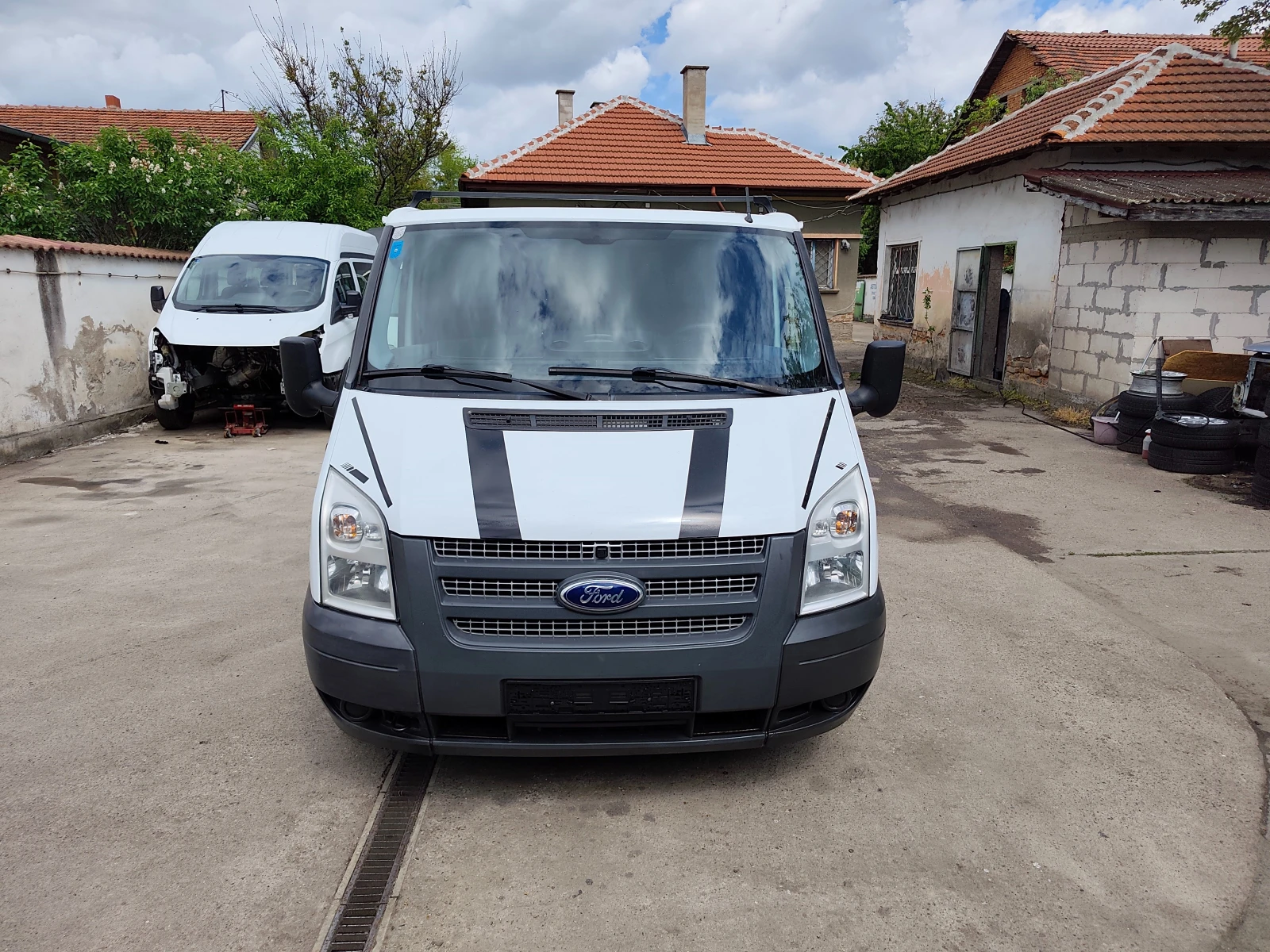 Ford Transit 2.2 TDCI КЛИМА, снимка 2 - Бусове и автобуси - 54436952