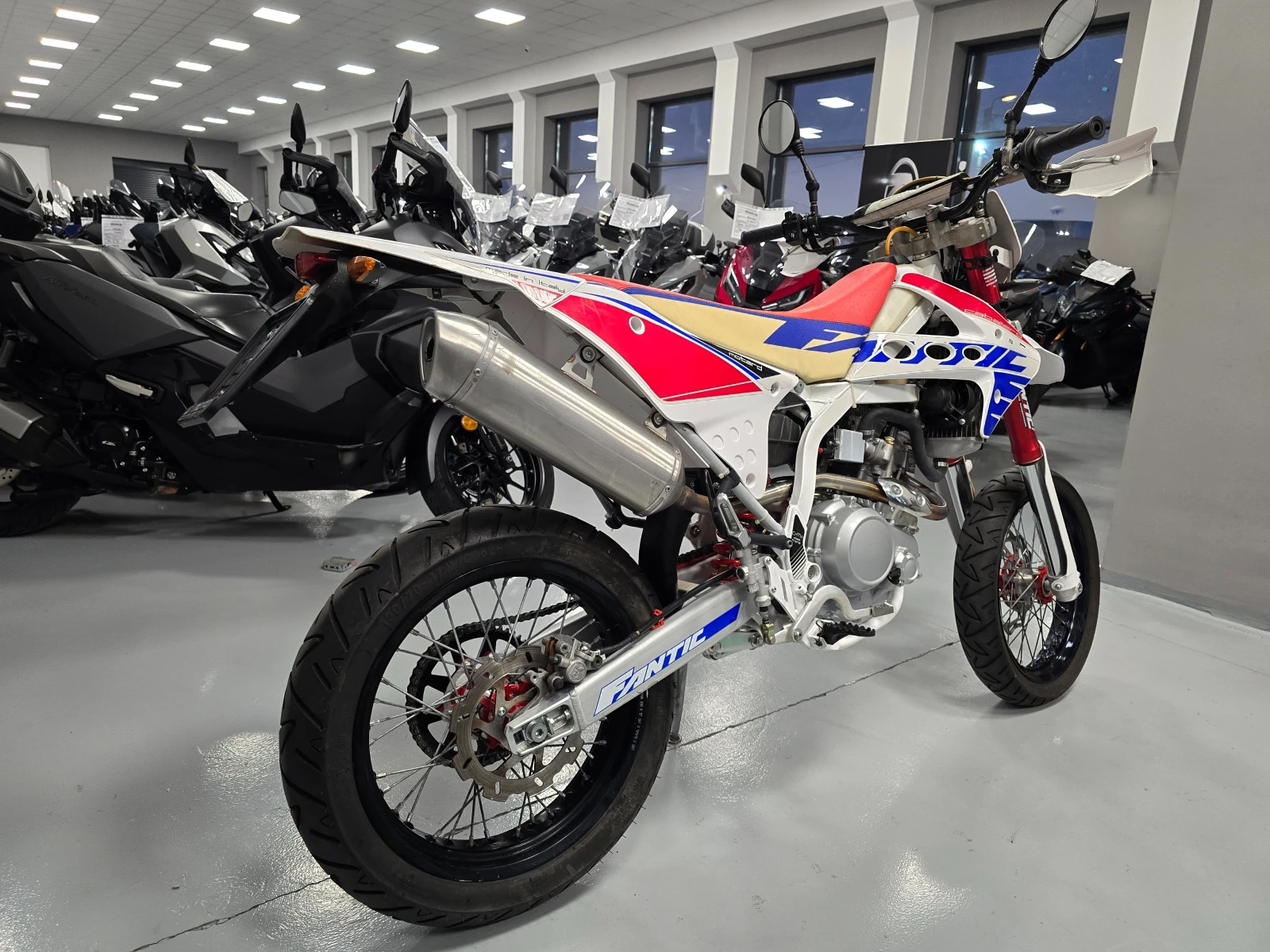 Fantic 125 ie, Supermoto, кат. А1! - изображение 4