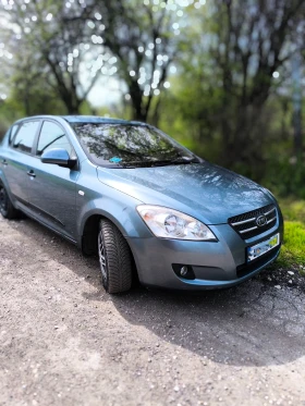 Kia Ceed 109к.с Бензин и газ на 135000км - проверени, , снимка 6