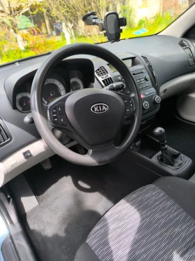 Kia Ceed 109к.с Бензин и газ на 135000км - проверени, , снимка 10