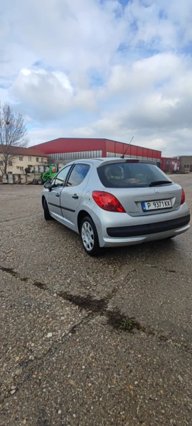 Peugeot 207 Перфектно техническо състояние   1, 4 i (75Hp), снимка 5