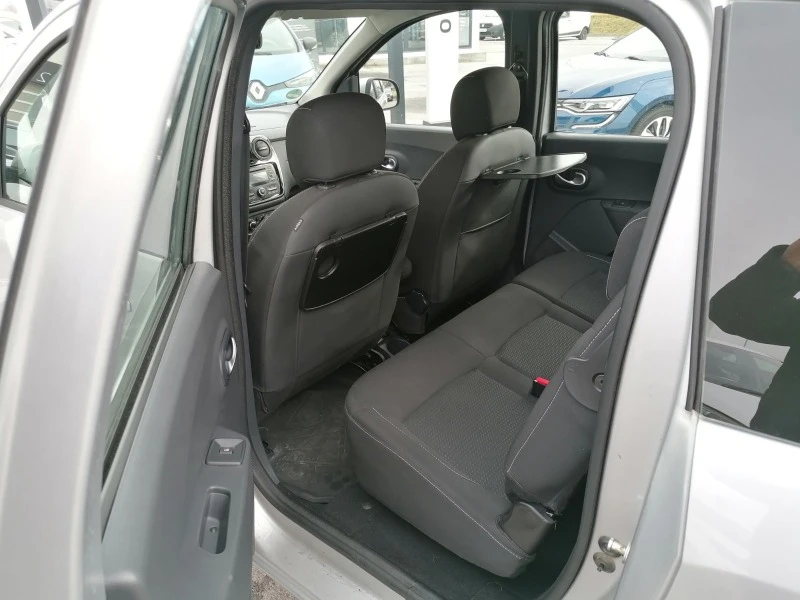 Dacia Lodgy 1.2TCe, снимка 8 - Автомобили и джипове - 43845737