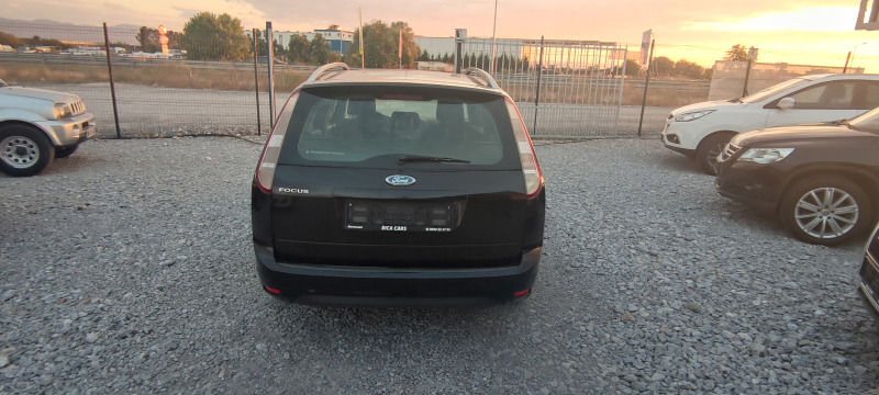 Ford Focus 1.6i 16v , снимка 5 - Автомобили и джипове - 46748606