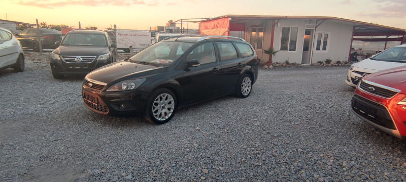 Ford Focus 1.6i 16v , снимка 1 - Автомобили и джипове - 46748606