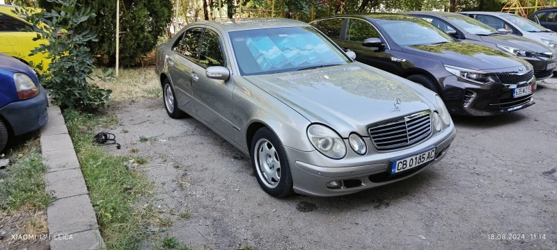 Mercedes-Benz E 220, снимка 2 - Автомобили и джипове - 46944894