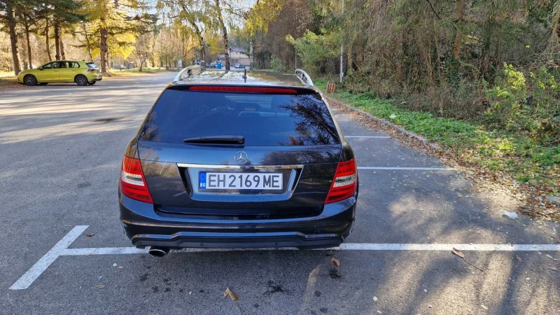 Mercedes-Benz C 250 AMG 4 MATIC Швейцария, снимка 5 - Автомобили и джипове - 48044683