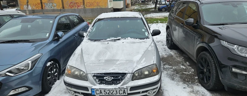 Hyundai Elantra, снимка 4 - Автомобили и джипове - 48728659