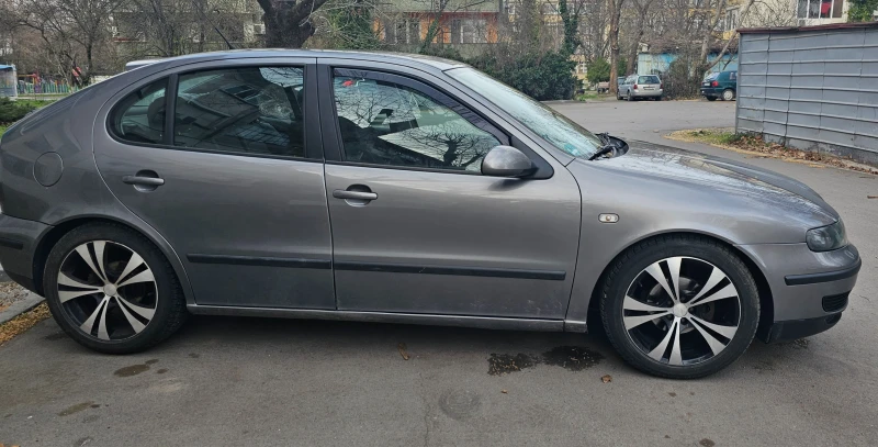 Seat Leon, снимка 2 - Автомобили и джипове - 49485145