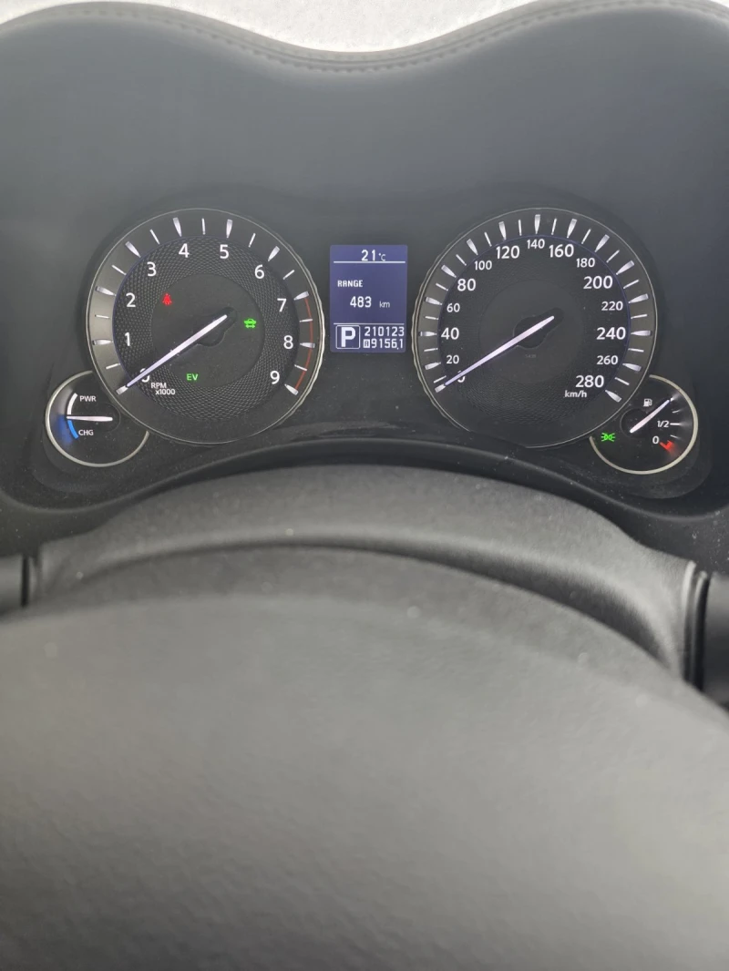 Infiniti M 35h, снимка 10 - Автомобили и джипове - 52588368