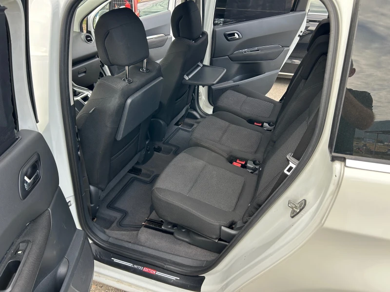 Peugeot 5008 1.6 HDI 7 места, снимка 14 - Автомобили и джипове - 51858423