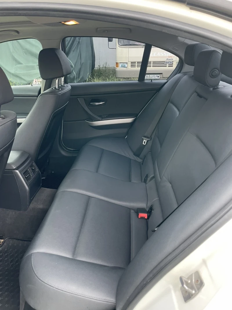 BMW 323, снимка 4 - Автомобили и джипове - 52426938