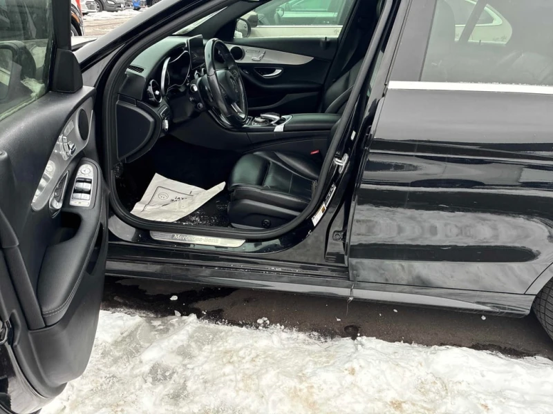 Mercedes-Benz C 300 * CARFAX * БЕЗ ПЪРВОНАЧАЛНА ВНОСКА, снимка 5 - Автомобили и джипове - 52888895