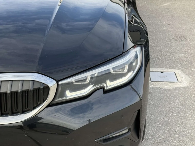 BMW 330 * xDrive NA * CARFAX * ЦЕНА ДО БГ, снимка 3 - Автомобили и джипове - 53113126