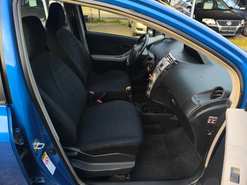 Toyota Yaris -1.4D4D-90кс-КЛИМАТИК-, снимка 15 - Автомобили и джипове - 53455806