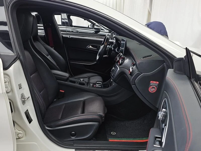 Mercedes-Benz CLA CLA45 AMG 4MATIC| 355к.с.| ВКЛ.ТЕХНОТЕСТ, снимка 11 - Автомобили и джипове - 55616452