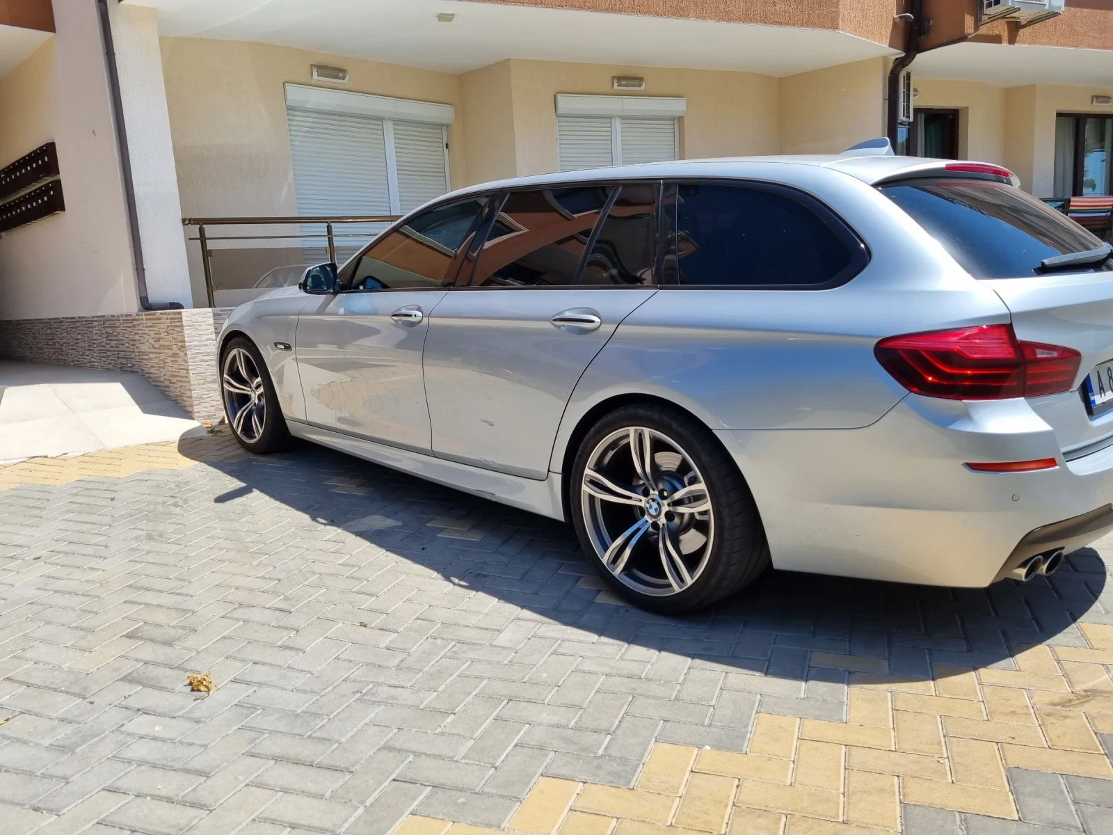 BMW 530 M Pack/Facelift - изображение 2
